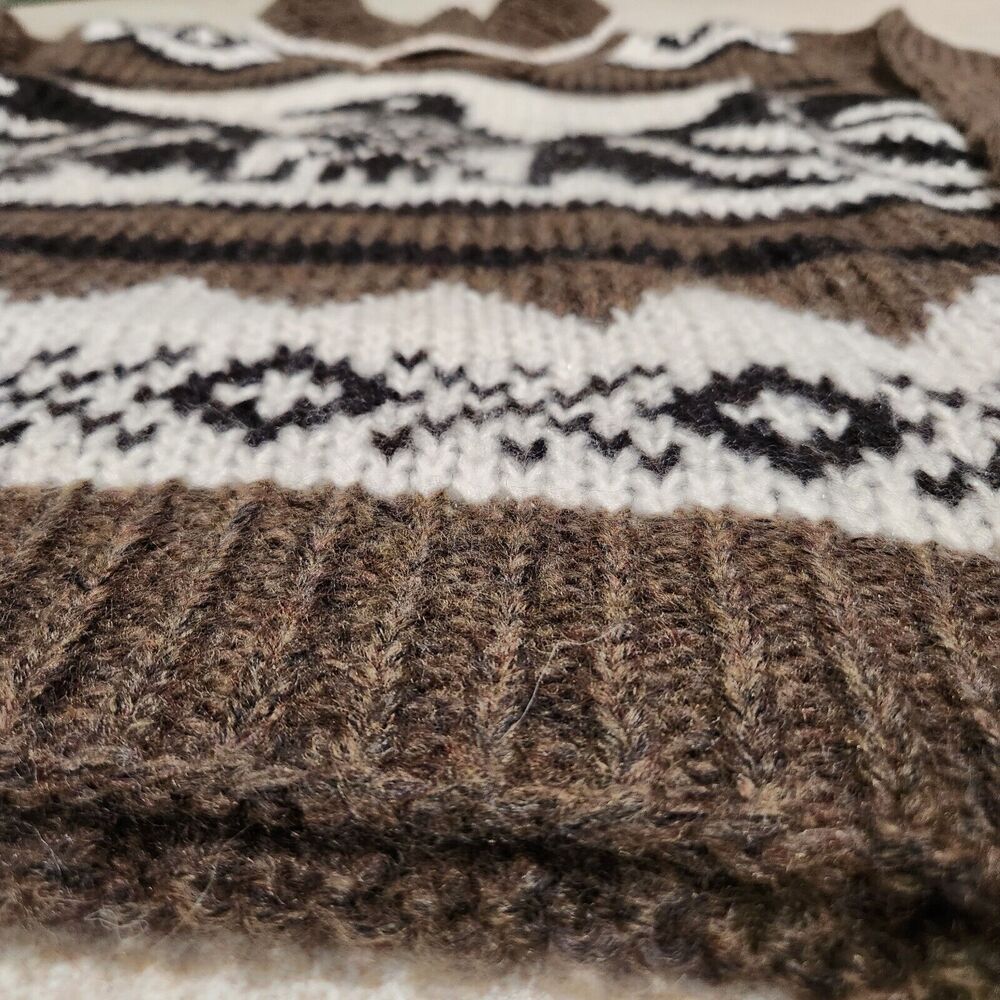 VTG Hand Knit Cowichan Thunderbird Mens M Medium Shawl Collar Eagle‎ Sweater - Picture 5 of 10